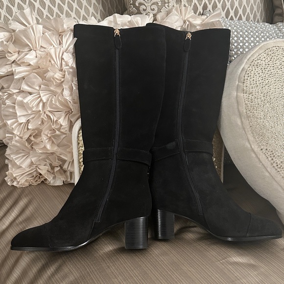 Brand New Black Women's Boots - Picture 4 of 6